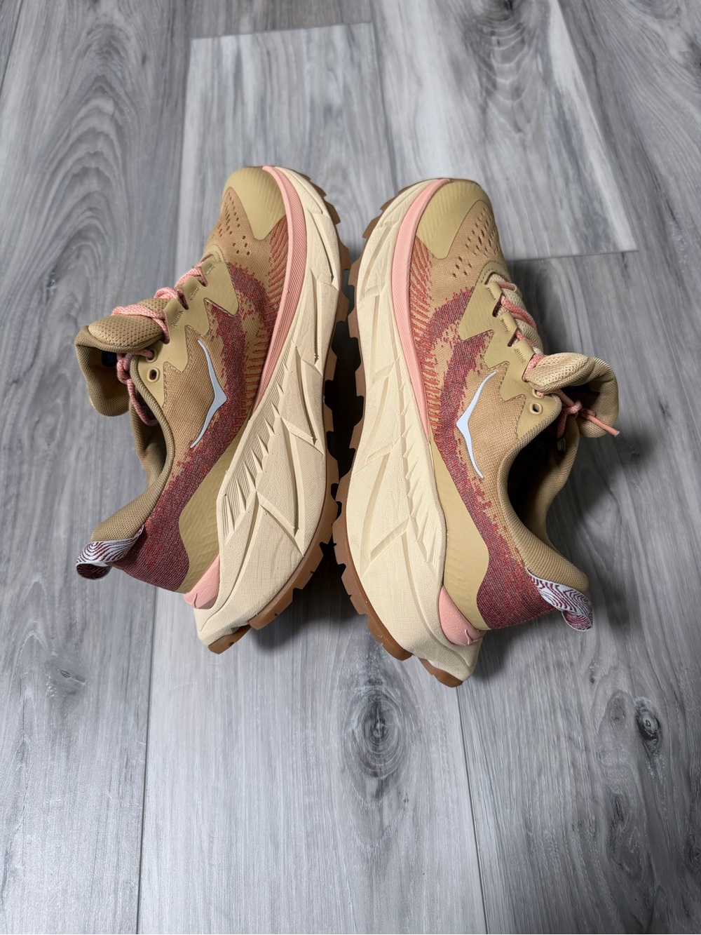 HOKA Skyline-Float X Women’s Size 9 Tan Pink Trail Hiking Shoes Vibram - Picture 6 of 12